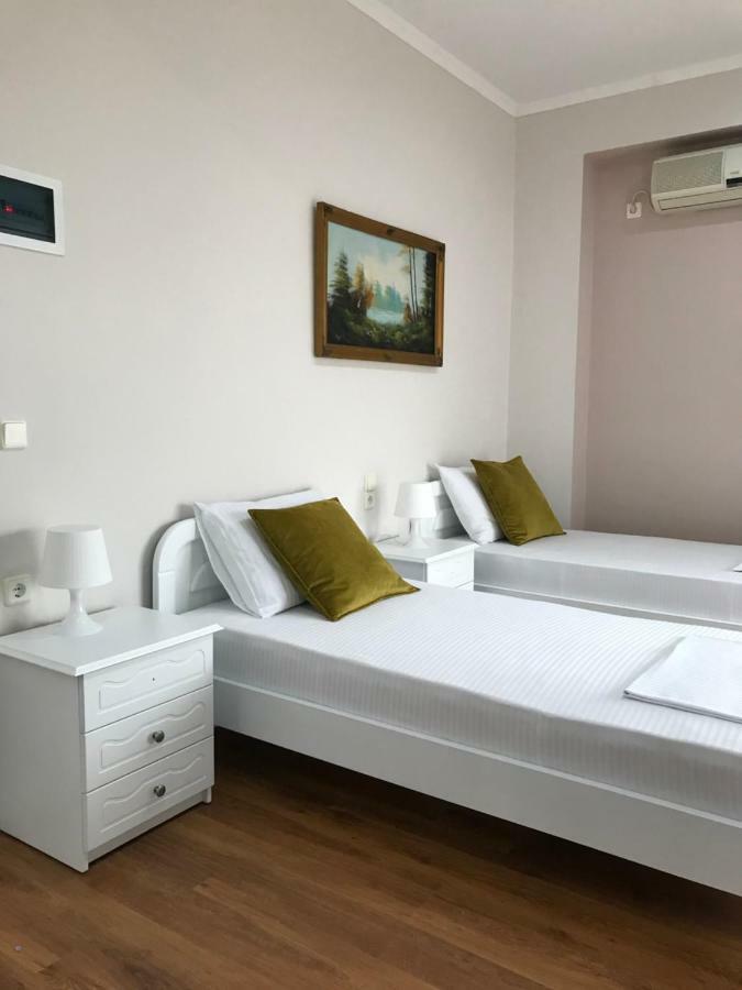 Joy Hotel Sarande Exterior photo