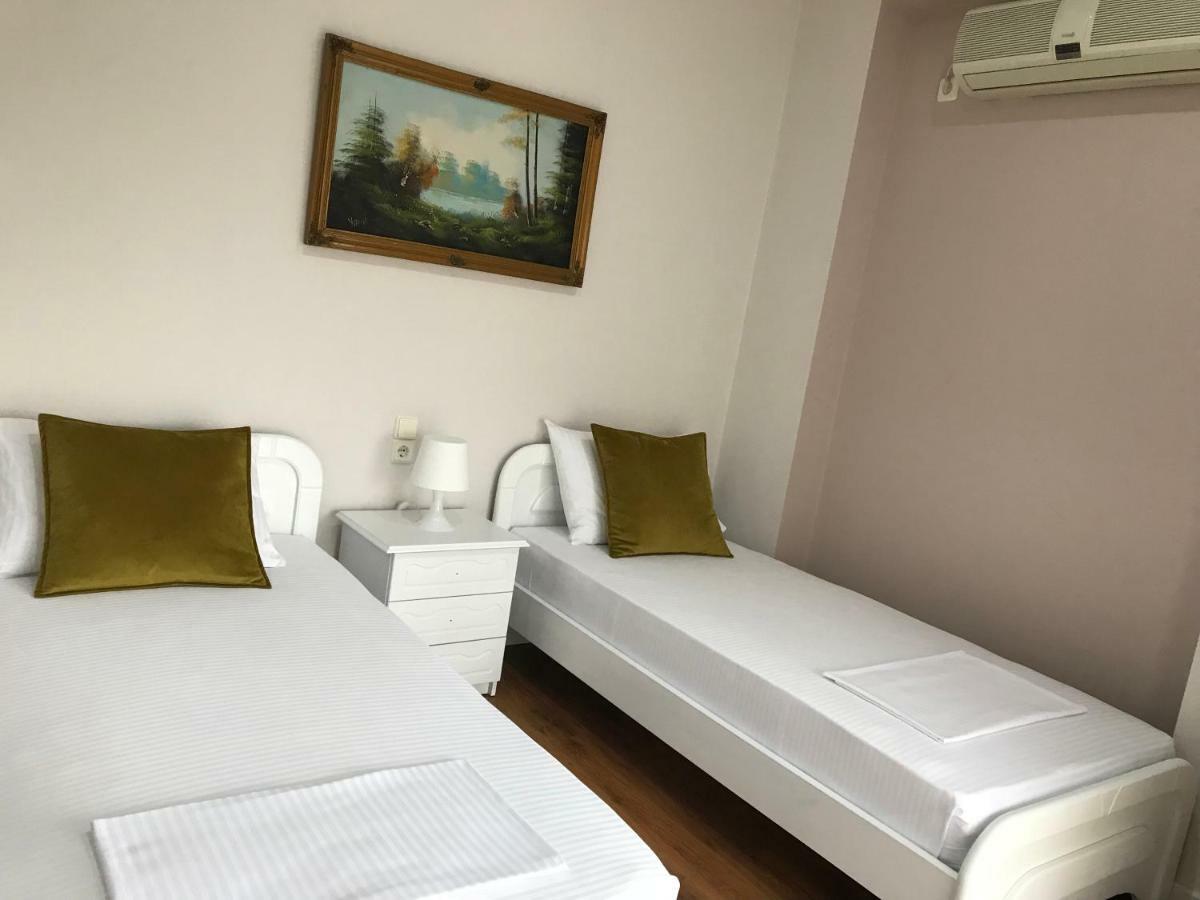 Joy Hotel Sarande Exterior photo