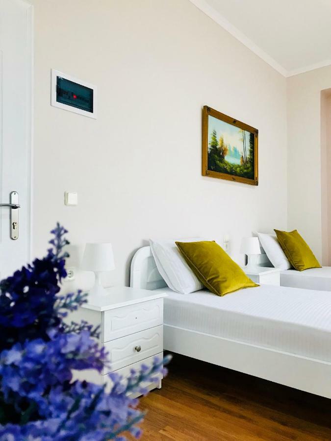 Joy Hotel Sarande Exterior photo