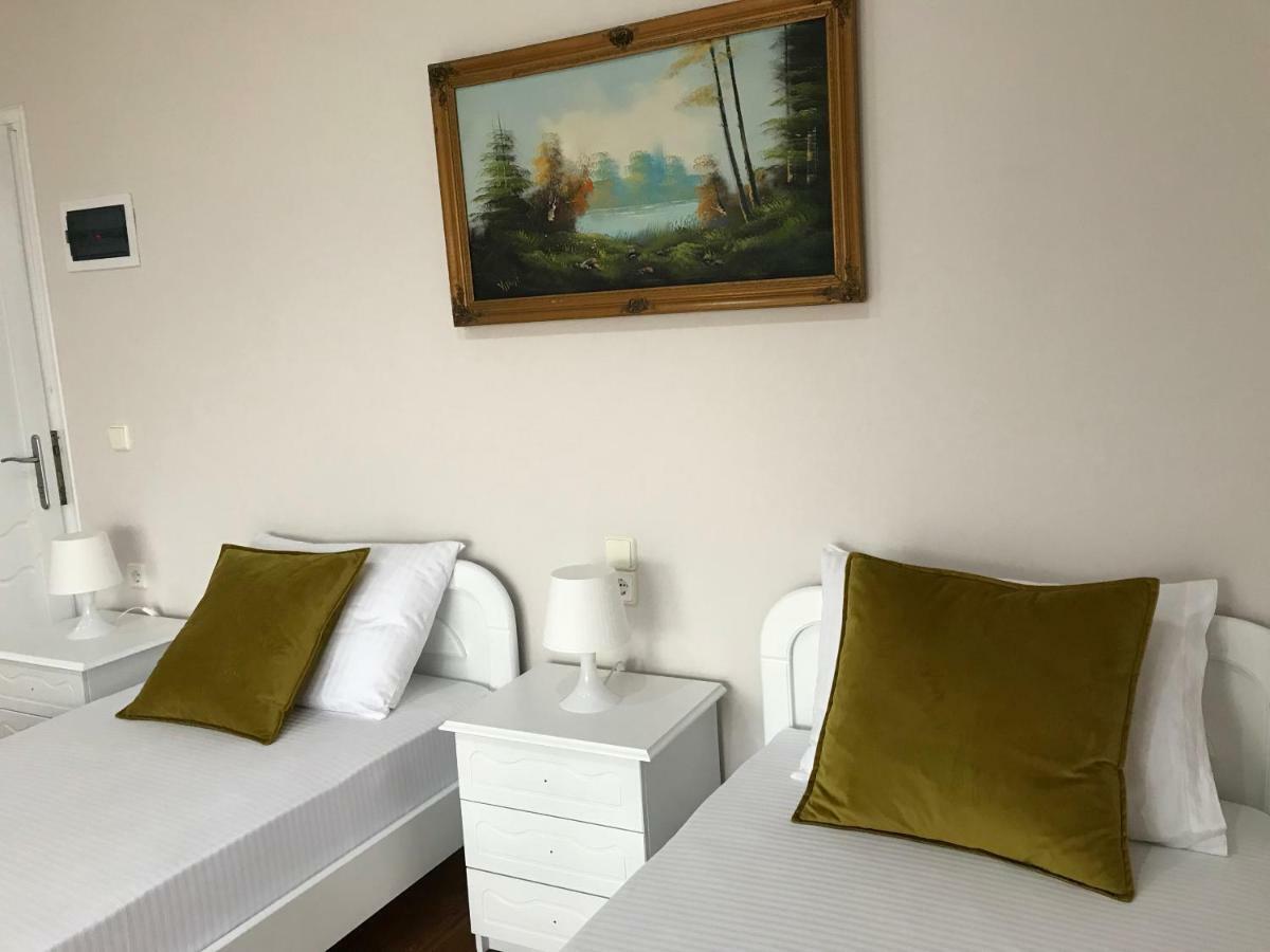 Joy Hotel Sarande Exterior photo