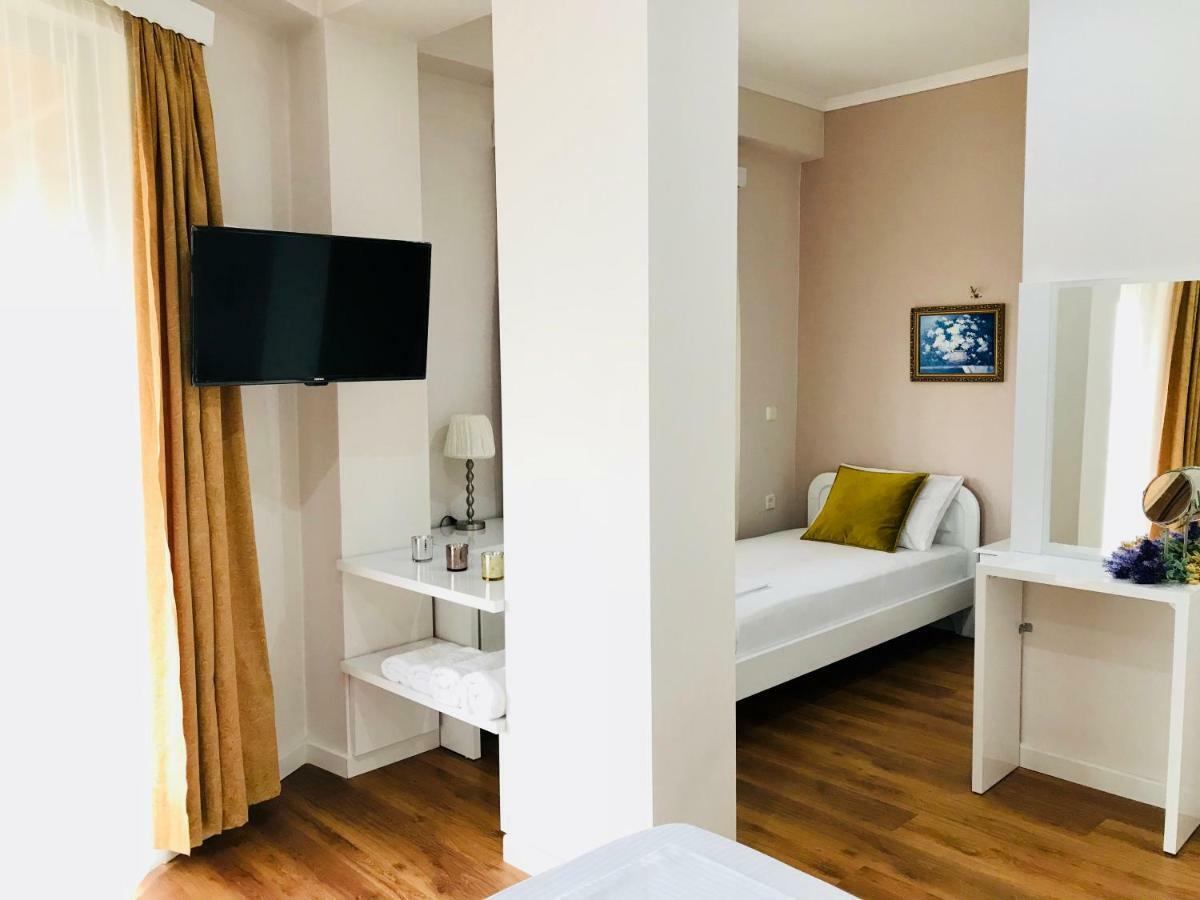 Joy Hotel Sarande Exterior photo